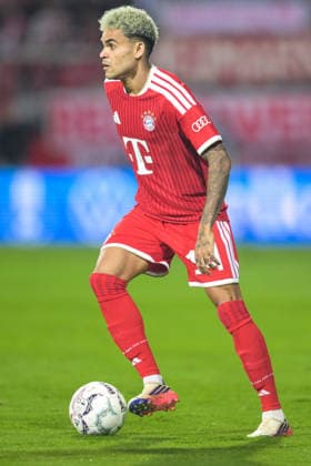 Fußball, DFB-Pokal, 20260902, VfL Osnabrück - FC Bayern München. Im Bild Luis DIAZ (Bayern, 14). Osnabrück Osnatel Arena Niedersachsen Deutschland Copyright: Passion2Press MarkusxFischerx