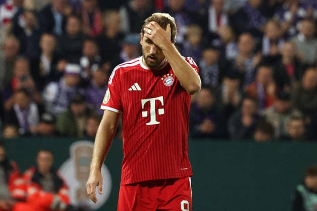 02.09.2026, xrekx, Fussball DFB Pokal 1.Runde, VfL Osnabrueck - FC Bayern München v.l. Harry Kane (FC Bayern Muenchen) Enttäuscht, traurig, frustriert, ratlos, Osnabrueck
