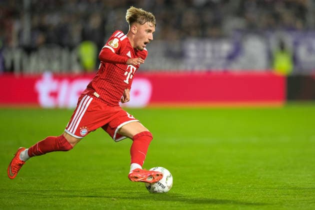 Fußball, DFB-Pokal, 20260902, VfL Osnabrück - FC Bayern München. Im Bild Lennart KARL (Bayern, 42). Osnabrück Osnatel Arena Niedersachsen Deutschland Copyright: Passion2Press MarkusxFischerx