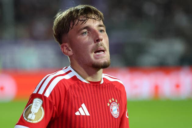 02.09.2026, xrekx, Fussball DFB Pokal 1.Runde, VfL Osnabrueck - FC Bayern München v.l. Lennart Karl (FC Bayern Muenchen) Osnabrueck