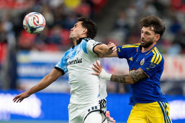 September 2, 2026, Vancouver, Bc, CANADA: CF Montreal s Daniel Rios, left, and Vancouver Whitecaps Tristan Blackmon vie for the ball during first half Canadian Championship semifinal soccer action in Vancouver on Wednesday, September 2, 2026. Canada News - September 2, 2026  - ZUMAc35_ 20260902_zaf_c35_117 Copyright: xEthanxCairnsx
