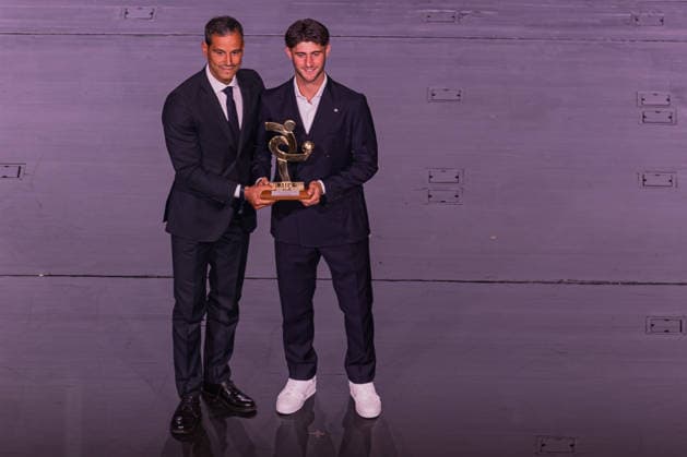 IPA88052766 - Mattia Liberani receives the award for best young player in Serie B during the AIC Gran Gala del Calcio 2026, Other, in Milan, Italy, on September 2, 2026  Copyright: xLucaxMicheli IPAxSportx xx 88052766