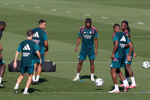 ESP: Real Madrid Training day Trent Alexander-Arnold,Jude Bellingham, Konate, Eduardo Camavinga, Yan Diomande, Brahim Diaz of Real Madrid during the training day of Real Madrid ahead the Spanish League, LaLiga EA Sports, football match against Real Betis at Ciudad Deportiva Real Madrid in Valdebebas, Madrid on September 3, 2026, Spain Madrid Spain *** ESP Real Madrid Training Day: Trent Alexander-Arnold, Jude Bellingham, Konaté, Eduardo Camavinga, Yan Diomande, Brahim Díaz of Real Madrid during the team’s training session ahead of the LaLiga EA Sports match against Real Betis at the Real Madrid Training Center in Valdebebas, Madrid, on September 3, 2026, Spain Madrid Spain Copyright: xAgenciaxLOFx