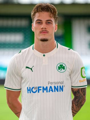 03.09.2026 - SpVgg Greuther Fürth ( Kleeblatt Spielvereinigung ) - 2. BL Fussball Bundesliga - Saison 2026 2027 - Neuzugänge - Fototermin Porträttermin Vorstellung Präsentation Pressetermin - - Einzelbild Einzelfoto Portrait Porträt Kopfbild - Loris Giandomenico (20, SpVgg Greuther Fürth ) *** September 3, 2026 SpVgg Greuther Fürth Kleeblatt Spielvereinigung 2 Bundesliga Soccer Season 2026–2027 New Signings Photo Shoot Portrait Session Introduction Presentation Press Conference Single Image Individual Photo Portrait Headshot Loris Giandomenico 20, SpVgg Greuther Fürth
