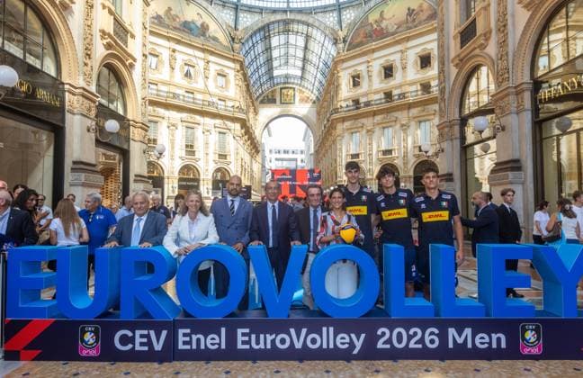 Foto fai Gruppo con Martina Riva e Giuseppe Sala Giuseppe Manfredi e Attilio Fontana. Presentazione CountDown Clock del Prossimo Cel Enel Eurovolley 2026 in Galleria Vittorio Emanuele. GiovedÃ¬ 3 settembre 2026. Milano, Italia. (foto Stefano Porta LaPresse) Unveiling of the Countdown Clock for the upcoming Enel EuroVolley 2026 in Galleria Vittorio Emanuele. - Milan, Italy - September 3, 2026 (photo Stefano Porta LaPresse)  Copyright: xStefanoxPortax LaPressex