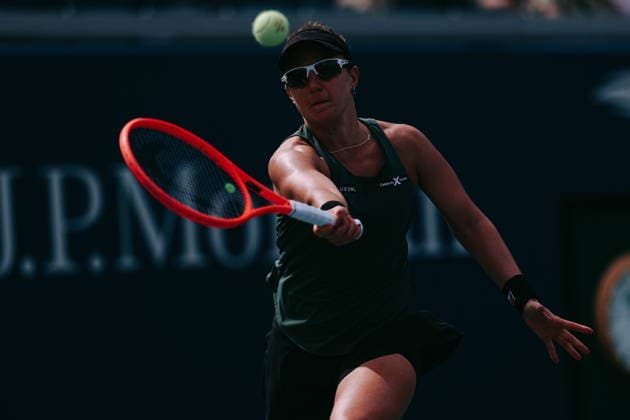US Open tennis tournament - Day 5 Nadia Podoroska of Argentina in action against Iga Swiatek of Poland during the Women™s Singles second round match of the US Open Tennis Championships in Flushing Meadows, New York, USA, 03 September 2026. FLUSHING MEADOWS NEW YORK United States  Copyright: xOLGAxFEDOROVAx