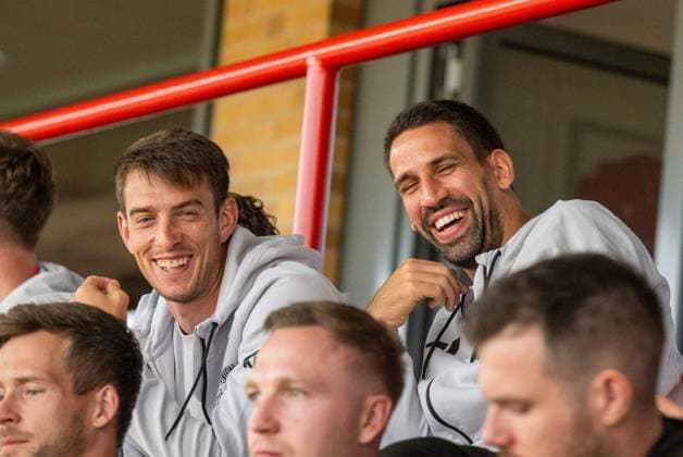 Fußball, Herren, Saison 2026 2027, 1. Bundesliga, 1. FC Union Berlin, Ordentliche Mitgliederversammlung im Stadion An der Alten Försterei, im Bild: v. l. Janik Haberer (1. FC Union Berlin), Rani Khedira (1. FC Union Berlin) auf der Tribüne, 03.09.2026, *** Soccer, Men s, 2026–2027 Season, Bundesliga 1, 1. FC Union Berlin, Annual General Meeting at the An der Alten Försterei Stadium; pictured from left: Janik Haberer (1. FC Union Berlin) and Rani Khedira (1. FC Union Berlin) in the stands, September 3, 2026, Copyright: xMatthiasxKochx