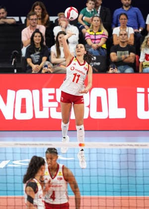 Turkiye v Germany - CEV EuroVolley 2026 ISTANBUL, TURKIYE - SEPTEMBER 3: Turkiye s Derya Cebecioglu (11) in action during the CEV Women s European Volleyball Championship quarterfinal match between Turkiye and Germany at Sinan Erdem Sports Hall in Istanbul, Turkiye, on September 3, 2026. Esra Bilgin Anadolu Istanbul Turkey. Editorial use only. Please get in touch for any other usage.  Copyright: x2026xAnadoluxEsraxBilginx