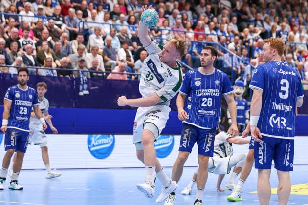 2026.09.03, xkwix, Handball, Handball-Bundesliga, TBV Lemgo Lippe - HSG Wetzlar, PHOENIX CONTACT arena, 2.Spieltag, Saison 2026 2027: Georg Loewen (HSG Wetzlar 33) beim Torwurf Photo: xKamilxWilkowskixPressefotoKochx Nordrhein-Westfalen Deutschland
