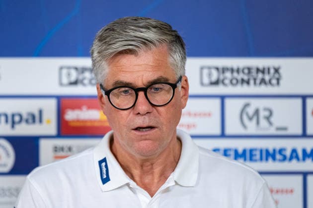 Runar Sigtryggsson (HSG Wetzlar, Trainer) waehrend der Pressekonferenz nach dem Spiel GER, TBV Lemgo Lippe vs. HSG Wetzlar, Handball, 1. Bundesliga, 2. Spieltag, Spielzeit 2026 2027, 03.09.2026 GER, TBV Lemgo Lippe vs. HSG Wetzlar, Handball, 1. Bundesliga, 2. Spieltag, Spielzeit 2026 2027, 03.09.2026 Lemgo Copyright: xEibner-Pressefoto JanxRollingerx EP_JSK