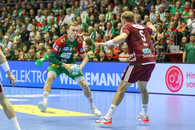 03.09.2026, xgox, Handball - Opel HBL SC Magdeburg - Füchse Berlin emspor, v.l. Gisli Thorgeir Kristjansson (Magdeburg, 10), Max Darj (Berlin, 5) Zweikampf, Duell, Kampf, tackle Magdeburg