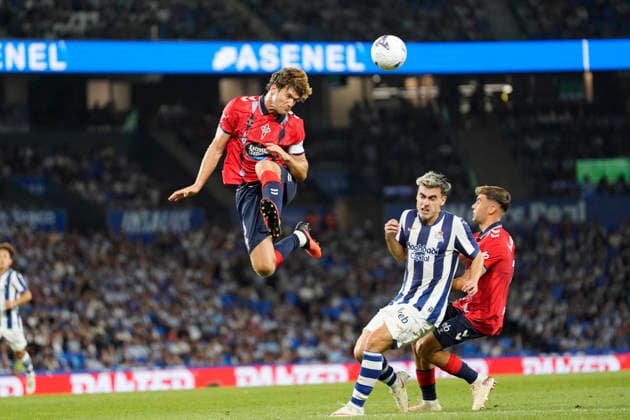 Marcos Alonso seen during LaLiga EA Sports 26 27 game between teams of Real Sociedad and Celta Vigo (Mickael Ducint Ball Raw Images) San Sebastian Estadio Anoeta Spain Copyright: xMickaelxDucintx mickaelducint_RealSociedad_Celta459