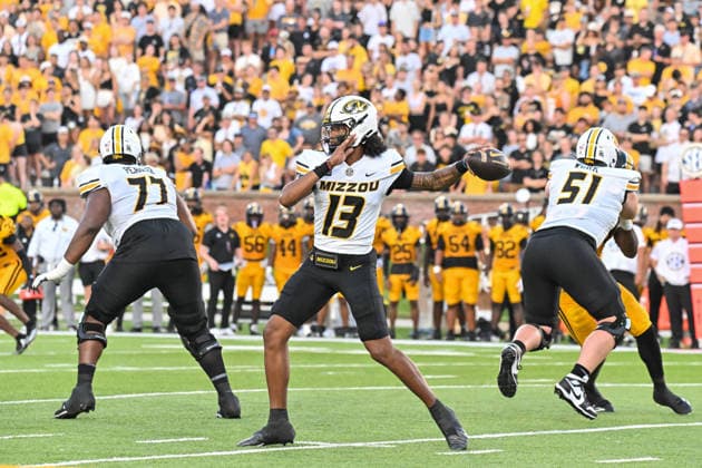 COLUMBIA, MO - SEPTEMBER 03: Missouri Tigers quarterback Austin Simmons (13) throws a pass completely protected in the pocket during a non conference game between the Arkansas Pine Bluff Golden Lions and the Missouri Tigers held on Thursday September 03, 2026 at Faurot Field at Memorial Stadium in Columbia MO. (Photo by Rick Ulreich Icon Sportswire) COLLEGE FOOTBALL: SEP 03 Ark.-Pine Bluff at Missouri EDITORIAL USE ONLY Icon26090306