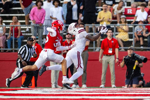 UMass Minutemen v Rutgers Scarlet Knights - NCAA, College League, USA FBS Football Joseph Griffin Jr. of the UMass Minutemen catches a touchdown pass during an NCAA FBS football game at SHI Stadium in Piscataway, United States, on September 3, 2026. Piscataway United States  Copyright: xDanxSquicciarinix originalFilename:squicciarini-umassmin260903_np3lw.jpg