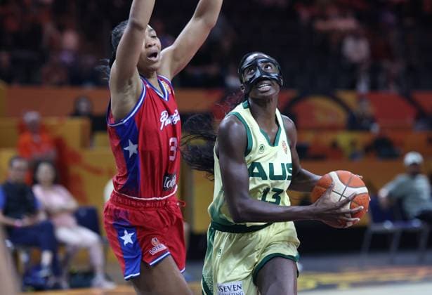 Puerto Rico™ Imani McGee-Stafford and Australia™ Ezi Magbegor fight for the ball during a game between the national teams of Australia and Puerto Rico, game 1 of the group phase at the FIBA Women s Basketball World Cup, on Friday 4 September 2026, in Berlin, Germany. The FIBA Women s Basketball World Cup takes place in Berlin from 4 to 23 September 2026. VIRGINIExLEFOUR  x185214061x