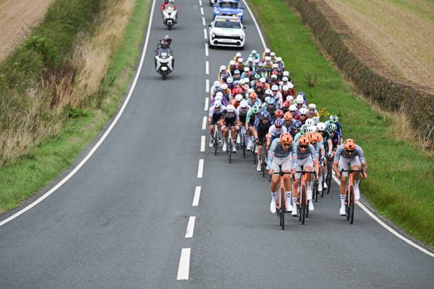 2026 Lloyds Tour of Britain Men Picture by Zac Williams SWpix.com - 04 09 2026 - Cycling - UCI ProSeries - 2026 Lloyds Tour of Britain Men - Stage 3: Hull to Beverly (194.1km) - The peloton Cycling Copyright: x xSWpix.comx(t axPhotographyxHubxLtd)xZacxWilliams SWpix.comx SWP-3030-22066