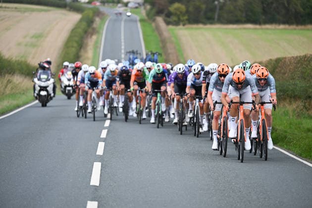 2026 Lloyds Tour of Britain Men Picture by Zac Williams SWpix.com - 04 09 2026 - Cycling - UCI ProSeries - 2026 Lloyds Tour of Britain Men - Stage 3: Hull to Beverly (194.1km) - The peloton Cycling Copyright: x xSWpix.comx(t axPhotographyxHubxLtd)xZacxWilliams SWpix.comx SWP-3030-22067