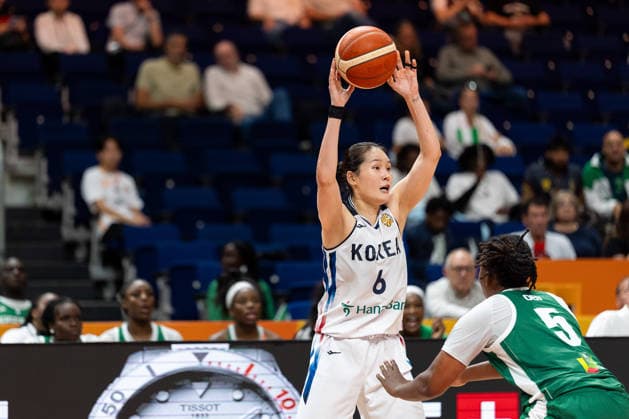 Isaem Choi (Korea, 06), Jordan Obi (Nigeria, 05), GER, Korea vs. Nigeria, Basketball, FIBA Women s World Cup 2026, Gruppenphase, Spieltag 1, 04.09.2026 GER, Korea vs. Nigeria, Basketball, FIBA Women s World Cup 2026, Spieltag 1, 04.09.2026 Berlin Copyright: xEibner-Pressefoto MaxxVincenx EP_MVN