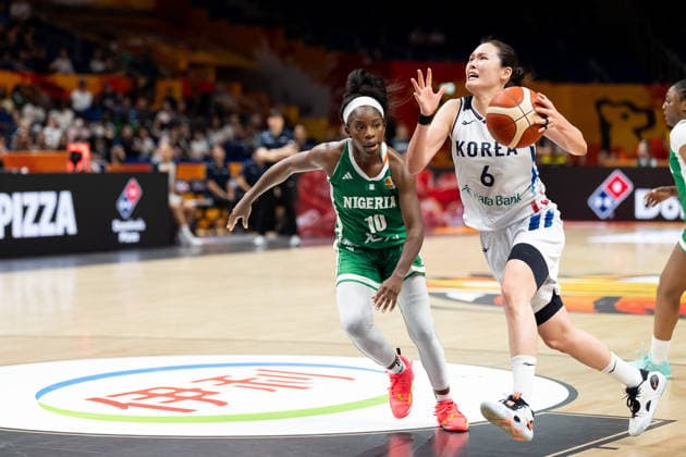 Isaem Choi (Korea, 06) im Dribbling gegen Promise Amukamara (Nigeria, 10), GER, Korea vs. Nigeria, Basketball, FIBA Women s World Cup 2026, Gruppenphase, Spieltag 1, 04.09.2026 GER, Korea vs. Nigeria, Basketball, FIBA Women s World Cup 2026, Spieltag 1, 04.09.2026 Berlin Copyright: xEibner-Pressefoto MaxxVincenx EP_MVN