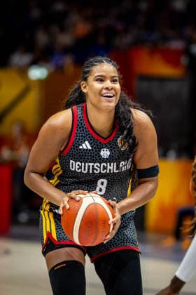 Basketball Berlin 04.09.2026 FIBA Women™s Basketball World Cup Germany 2026 Vorrunde Gruppe Spanien (ESP) - Deutschland (GER) Nyara Sabally (Deutschland, No.08) *** Basketball Berlin, September 4, 2026 FIBA Women’s Basketball World Cup Germany 2026 Preliminary Round Group Spain (ESP) vs. Germany (GER) Nyara Sabally, Germany, No. 08