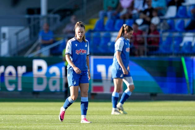 v.li.: Valesca Ampoorter (TSG, 10), Chiara Hahn (TSG, 23), Spielerinnen der TSG 1899 Hoffenheim, enttäuscht schauend, Enttäuschung, Frustration, disappointed, pessimistisch, nach dem Gegentor zum 0:1, Action, Aktion, Spielszene, 04.09.2026, Sinsheim (Hoffenheim) (Deutschland), Fussball, Google Pixel Frauen-Bundesliga, TSG 1899 Hoffenheim - Bayer 04 Leverkusen, DFB DFL REGULATIONS PROHIBIT ANY USE OF PHOTOGRAPHS AS IMAGE SEQUENCES AND OR QUASI-VIDEO. *** v li Valesca Ampoorter TSG, 10, Chiara Hahn TSG, 23, players from TSG 1899 Hoffenheim, looking disappointed, disappointment, frustration, pessimistic, after conceding the goal to make it 0–1, action, game scene, September 4, 2026, Sinsheim, Hoffenheim, Germany, soccer, Google Pixel Women’s Bundesliga, TSG 1899 Hoffenheim vs. Bayer 04 Leverkusen, DFB and DFL regulations prohibit any use of photographs as image sequences and or quasi-video xozx