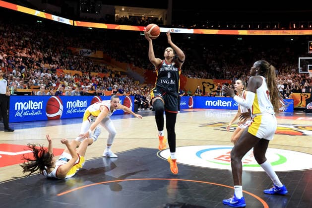 04.09.2026, GER, Basketball, Frauen , Basketball-WM, 2026, 1. Spieltag, Deutschland vs. Spanien Nyara Sabally ( Deutschland 8 ), Spanien-Spielerkreis Berlin Uber Arena Berlin Deutschland *** September 4, 2026, GER, Women s Basketball, Women s Basketball World Cup, 2026, Matchday 1, Germany vs. Spain, Nyara Sabally, Germany 8, Spain, Spielerkreis Berlin, Uber Arena Berlin, Germany Copyright: xNordphotox xEnglerx