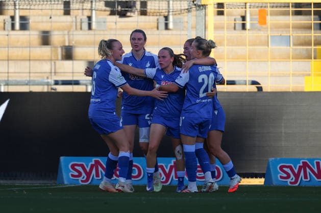 Marie Steiner (TSG Hoffenheim, 09) jubelt mit ihrem Team nach dem Ausgleich , GER, TSG 1899 Hoffenheim vs. Bayer 04 Leverkusen, Fussball, Google Pixel Frauen-Bundesliga, 3. Spieltag, 2026 2027, 04.09.2026, DFL REGULATIONS PROHIBIT ANY USE OF PHOTOGRAPHS AS IMAGE SEQUENCES AND OR QUASI-VIDEO, GER, TSG 1899 Hoffenheim vs. Bayer 04 Leverkusen, Fussball, Google Pixel Frauen-Bundesliga, 3. Spieltag, 2026 2027, 04.09.2026 Hoffenheim *** Marie Steiner of TSG Hoffenheim, 09, celebrates with her team after the equalizer, GER, TSG 1899 Hoffenheim vs. Bayer 04 Leverkusen, Soccer, Google Pixel Women s Bundesliga, Matchday 3, 2026–2027, 04 09 2026, DFL regulations prohibit any use of photographs as image sequences and or quasi-video, GER, TSG 1899 Hoffenheim vs. Bayer 04 Leverkusen, Soccer, Google Pixel Women’s Bundesliga, Matchday 3, 2026–2027, April 9, 2026, Hoffenheim Copyright: xEibner-Pressefoto JanxPrihodax EP_JPA
