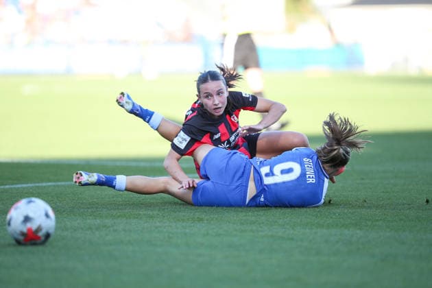 Loreen Bender (Bayer 04 Leverkusen, 19) im Zweikampf mit Marie Steiner (TSG Hoffenheim, 09), GER, TSG 1899 Hoffenheim vs. Bayer 04 Leverkusen, Fussball, Google Pixel Frauen-Bundesliga, 3. Spieltag, 2026 2027, 04.09.2026, DFL REGULATIONS PROHIBIT ANY USE OF PHOTOGRAPHS AS IMAGE SEQUENCES AND OR QUASI-VIDEO, GER, TSG 1899 Hoffenheim vs. Bayer 04 Leverkusen, Fussball, Google Pixel Frauen-Bundesliga, 3. Spieltag, 2026 2027, 04.09.2026 Hoffenheim *** Loreen Bender of Bayer 04 Leverkusen, No. 19, in a tackle with Marie Steiner of TSG Hoffenheim, No. 09, GER, TSG 1899 Hoffenheim vs. Bayer 04 Leverkusen, Soccer, Google Pixel Women’s Bundesliga, Matchday 3, 2026–2027, April 9, 2026, DFL regulations prohibit any use of photographs as image sequences and or quasi-video, GER, TSG 1899 Hoffenheim vs. Bayer 04 Leverkusen, Soccer, Google Pixel Women’s Bundesliga, Matchday 3, 2026–2027, September 4, 2026, Hoffenheim Copyright: xEibner-Pressefoto JanxPrihodax EP_JPA