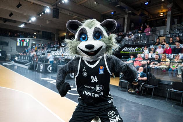 Basketball I Herren I Bundesliga I Saison 2026-2027 I Pre-Season I Veolia Towers Hamburg - EWE Baskets Oldenburg I 04.09.2026 Veolia Towers Hamburg Maskottchen Willy Hamburg Inselpark Arena Hamburg Deutschland Copyright: xLobeca Björn-OlexKehmx