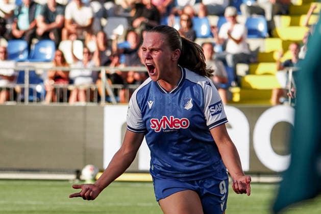 Deutschland: Fussball Saison 2026 2027 , Google Pixel Frauen-Bundesliga , 3. Spieltag , TSG 1899 Hoffenheim Frauen vs. Bayer 04 Leverkusen Frauen - Dietmar-Hopp-Stadion (Hoffenheim) : Marie Steiner (TSG Hoffenheim, 9) Tor und Torjubel zum 1:1, Tor, Torjubel, Jubel, Freude, Emotionen Hoffenheim Dietmar-Hopp-Stadion Deutschland Germany *** Germany Soccer Season 2026–2027, Google Pixel Women s Bundesliga, Matchday 3, TSG 1899 Hoffenheim Women vs. Bayer 04 Leverkusen Women, Dietmar Hopp Stadium, Hoffenheim, Marie Steiner, TSG Hoffenheim, 9th goal and goal celebration for the 1–1 tie, goal, goal celebration, cheering, joy, emotions, Hoffenheim, Dietmar Hopp Stadium, Germany Copyright: xBennetxLongx