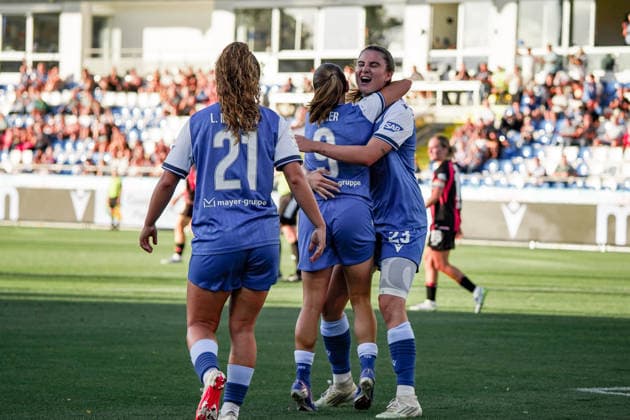 Deutschland: Fussball Saison 2026 2027 , Google Pixel Frauen-Bundesliga , 3. Spieltag , TSG 1899 Hoffenheim Frauen vs. Bayer 04 Leverkusen Frauen - Dietmar-Hopp-Stadion (Hoffenheim) : Tor und Torjubel zum 1:1, Tor, Torjubel, Jubel, Freude, Emotionen Hoffenheim Dietmar-Hopp-Stadion Deutschland Germany *** Germany Soccer Season 2026–2027, Google Pixel Women s Bundesliga, Matchday 3, TSG 1899 Hoffenheim Women vs. Bayer 04 Leverkusen Women, Dietmar Hopp Stadium, Hoffenheim—Goal and goal celebration for the 1–1 tie, goal, goal celebration, celebration, joy, emotions, Hoffenheim, Dietmar Hopp Stadium, Germany Copyright: xBennetxLongx