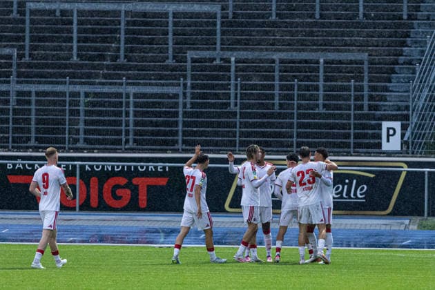 Regionalliga West 26 27: Bonner SC - 1. FC Köln U23; 04.09.2026 1. FC Köln U23 bejubelt das Tor, 0:1 durch Niklas Kossi Henriksen Yacobi (1. FC Köln U23, 11) Regionalliga West 26 27: Bonner SC - 1. FC Köln U23; Sportpark Nord, Bonn; 04.09.2026 Copyright: xBEAUTIFULxSPORTS Buriakovx