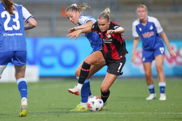 Cornelia Kramer (Bayer 04 Leverkusen, 07) im Zweikampf mit Lisann Kaut (TSG Hoffenheim, 04), GER, TSG 1899 Hoffenheim vs. Bayer 04 Leverkusen, Fussball, Google Pixel Frauen-Bundesliga, 3. Spieltag, 2026 2027, 04.09.2026, DFL REGULATIONS PROHIBIT ANY USE OF PHOTOGRAPHS AS IMAGE SEQUENCES AND OR QUASI-VIDEO, GER, TSG 1899 Hoffenheim vs. Bayer 04 Leverkusen, Fussball, Google Pixel Frauen-Bundesliga, 3. Spieltag, 2026 2027, 04.09.2026 Hoffenheim *** Cornelia Kramer of Bayer 04 Leverkusen, No. 7, in a one-on-one with Lisann Kaut of TSG Hoffenheim, 04, GER, TSG 1899 Hoffenheim vs. Bayer 04 Leverkusen, soccer, Google Pixel Women’s Bundesliga, Matchday 3, 2026–2027, September 4, 2026, DFL regulations prohibit any use of photographs as image sequences and or quasi-video, GER, TSG 1899 Hoffenheim vs. Bayer 04 Leverkusen, Soccer, Google Pixel Women’s Bundesliga, Matchday 3, 2026–2027, September 4, 2026, Hoffenheim Copyright: xEibner-Pressefoto JanxPrihodax EP_JPA