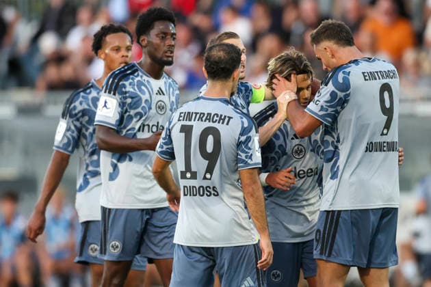 Fussball - RL Südwest - Eintracht Frankfurt II - FC-Astoria Walldorf - 04.09.26, Ausgleich Marvin Dills (Eintracht), -