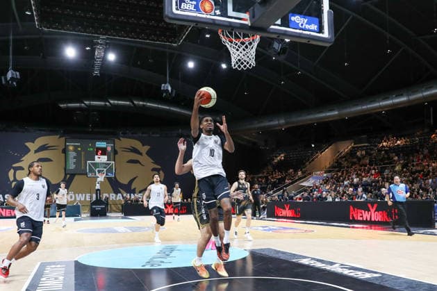 04.09.2026, xgox, Basketball - Testspiel Basketball Loewen Braunschweig - Bamberg Baskets emspor, v.l. Mylik Wilson (Bamberg, 10) am Ball, plays the ball Braunschweig