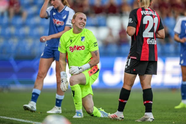 GER, Sinsheim, TSG Hoffenheim vs Bayer 04 Leverkusen, Google Pixel Frauen Bundesliga, Fussball, DFB, Spielzeit 2026 2027, Dietmar Hopp Stadion, 3. Spieltag im Bild: Laura Dick (TSG Hoffenheim Frauen 1), Enttäuschung und Frust nach der Niederlage DFB DFL REGULATIONS PROHIBIT ANY USE OF PHOTOGRAPHS AS IMAGE SEQUENCES AND OR QUASI-VIDEO, 04.09.2026 *** GER, Sinsheim, TSG Hoffenheim vs. Bayer 04 Leverkusen, Google Pixel Women s Bundesliga, Soccer, DFB, 2026–2027 Season, Dietmar Hopp Stadium, Matchday 3 in Pictures: Laura Dick, TSG Hoffenheim Women’s Team 1, Disappointment and Frustration After the Loss. DFB and DFL regulations prohibit any use of photographs as image sequences and or quasi-video, September 4, 2026 Copyright: HMBxMedia HendrikxHamelau