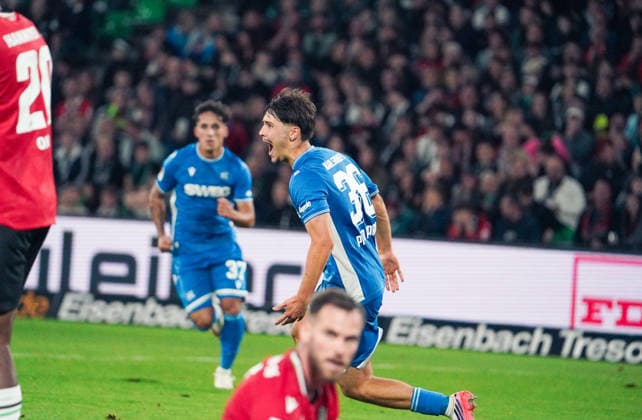 Deutschland: Fussball 2.Bundesliga 2026 2027, 4. Spieltag - Hannover 96 vs Karlsruher SC - Heinz von Heiden Arena Stadion (Hannover): Tor und Torjubel zum Rafael Pinto Pedrosa (Karlsruher SC, 36) *** Germany Soccer 2. Bundesliga 2026–2027, Matchday 4: Hannover 96 vs. Karlsruher SC at Heinz von Heiden Arena Stadium in Hannover—Goal and goal celebration by Rafael Pinto Pedrosa of Karlsruher SC, 36 Copyright: xAymanxAlahmedx