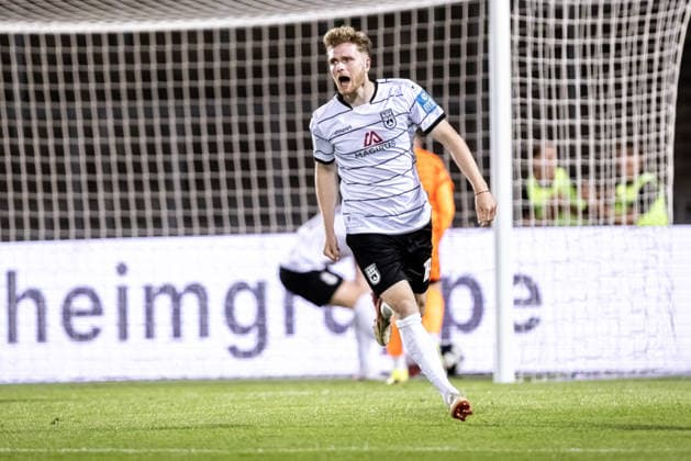 SSV Ulm 1846 Fußball vs. SGV Freiberg Heilbronn, Fussball, Regionalliga Südwest, 5. Spieltag, Donaustadion Ulm 04.09.26 Torjubel Jubel Freude nach Treffer Tor Torschuss zum 2:3 durch Steffen Meuer (SSV Ulm 1846 Fußball, 18) SSV Ulm 1846 Fußball vs. SGV Freiberg Heilbronn, Fussball, Regionalliga Südwest, 5. Spieltag, Donaustadion Ulm 04.09.26 Foto: Lucca Fundel Ulm Donaustadion Baden-Württemberg Deutschland