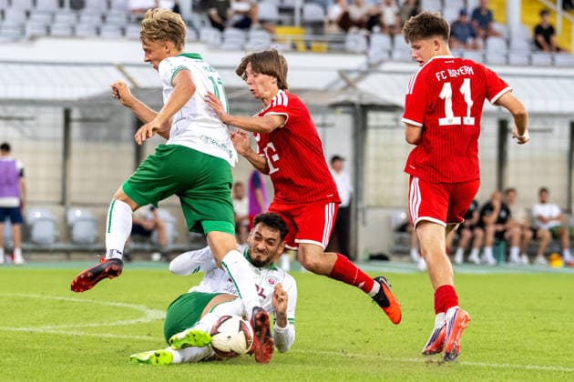 Edis Bakic 17 (VfB Eichstaett), Bohdan Olychenko 8 (FC Bayern Muenchen Amatuere), Pascal Schittler 32 (VfB Eichstaett), Matous Srb 11 (FC Bayern Muenchen Amatuere), FC Bayern II vs. VfB Eichstaett, Fussball, Regionalliga Bayern, 7. Spieltag, 04.09.2026 DFB regulations prohibit any use of photographs as image sequences and or quasi-video Muenchen Bayern Deutschland
