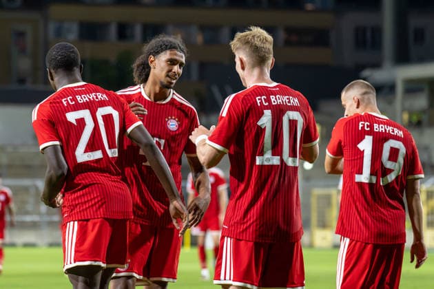 Torjubel zum 3:0, Assomo Bastian Friedrich 20 (FC Bayern Muenchen Amatuere), Noah Codjo-Evora 9 (FC Bayern Muenchen Amatuere), Anton Heinz 10 (FC Bayern Muenchen Amatuere), Gashi Yll 19 (FC Bayern Muenchen Amatuere), FC Bayern II vs. VfB Eichstaett, Fussball, Regionalliga Bayern, 7. Spieltag, 04.09.2026 DFB regulations prohibit any use of photographs as image sequences and or quasi-video Muenchen Bayern Deutschland