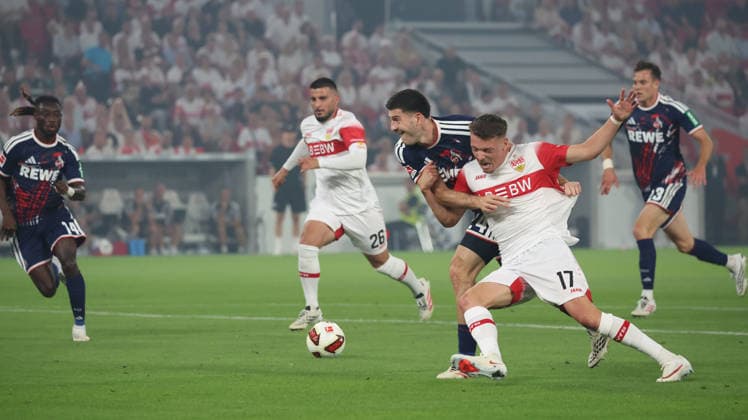 04.09.2026, xrekx, Fussball 1.Bundesliga, VfB Stuttgart - 1.FC Köln v.l. Luka Lochoshvili (1.FC Koeln) Dzenan Pejcinovic (VfB Stuttgart) Zweikampf, Aktion, action, battle for the ball (DFL DFB REGULATIONS PROHIBIT ANY USE OF PHOTOGRAPHS as IMAGE SEQUENCES and or QUASI-VIDEO) Stuttgart *** September 4, 2026, xrekx, Soccer, Bundesliga 1, VfB Stuttgart vs. 1. FC Köln – Luka Lochoshvili (1. FC Köln) vs. Dzenan Pejcinovic (VfB Stuttgart) – Tackle, Action, battle for the ball. DFL and DFB regulations prohibit any use of photographs as image sequences and or quasi-video. Stuttgart
