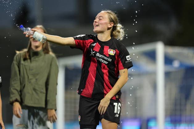 GER, Sinsheim, TSG Hoffenheim vs Bayer 04 Leverkusen, Google Pixel Frauen Bundesliga, Fussball, DFB, Spielzeit 2026 2027, Dietmar Hopp Stadion, 3. Spieltag im Bild: Sofie Zdebel (Bayer 04 Leverkusen Frauen 16), Freude und Emotionen nach dem Sieg DFB DFL REGULATIONS PROHIBIT ANY USE OF PHOTOGRAPHS AS IMAGE SEQUENCES AND OR QUASI-VIDEO, 04.09.2026 *** GER, Sinsheim, TSG Hoffenheim vs. Bayer 04 Leverkusen, Google Pixel Women s Bundesliga, Soccer, DFB, 2026–2027 Season, Dietmar Hopp Stadium, Matchday 3 in pictures: Sofie Zdebel, Bayer 04 Leverkusen Women’s Team, age 16, joy and excitement after the victory. DFB and DFL regulations prohibit any use of photographs as image sequences and or quasi-video, September 4, 2026 Copyright: HMBxMedia HendrikxHamelau