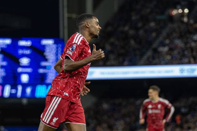 Football - FA Premier League - Ipswich Town v Liverpool FC IPSWICH, ENGLAND - Friday, September 4, 2026: Liverpool s Alexander Isak celebrates after scoring the second goal during the FA Premier League match between Ipswich Town FC and Liverpool FC at Portman Road. (Photo by David Rawcliffe Propaganda) IPSWICH Portman Road SUFFOLK ENGLAND  Copyright: xDavidxRawcliffex P2026-09-04-Ipswich_Liverpool-58