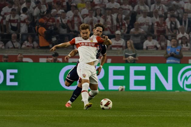 Maximilian MITTELSTAEDT (VfB Stuttgart, 07) gewinnt einen Zweikampf GER, VfB Stuttgart vs. 1. FC Koeln, Fussball, Bundesliga, 2. Spieltag, Spielzeit 2026 2027, 04.09.2026, GER, VfB Stuttgart vs. 1. FC Koeln, Fussball, Bundesliga, 2. Spieltag, Spielzeit 2026 2027, 04.09.2026, Stuttgart *** Maximilian MITTELSTAEDT, VfB Stuttgart, 07, wins a tackle, GER, VfB Stuttgart vs. 1. FC Köln, Soccer, Bundesliga, Matchday 2, 2026–2027 season, September 4, 2026, GER, VfB Stuttgart vs. 1. FC Köln, soccer, Bundesliga, Matchday 2, 2026–2027 season, September 4, 2026, Stuttgart Copyright: xEibnerxPressefoto OliverxSchmidtx EP_OST