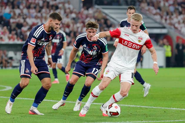 Im Bild: v.li. Tom Krauß (1. FC Koeln, 5), Alessio Castro-Montes (1. FC Koeln, 17) und Chris Fuehrich (VfB Stuttgart, 10) am Ball 04.09.2026, VfB Stuttgart - 1. FC Koeln, 1. Bundesliga, 2. Spieltag, Deutschland, Stuttgart, MHP Arena, DFL REGULATIONS PROHIBIT ANY USE OF PHOTOGRAPHS AS IMAGE SEQUENCES AND OR QUASI-VIDEO. *** In the photo, from left: Tom Krauß (1. FC Köln, 5), Alessio Castro Montes (1. FC Köln, 17), and Chris Fuehrich (VfB Stuttgart, 10) with the ball on September 4, 2026, VfB Stuttgart vs. 1. FC Köln, Bundesliga 1, Matchday 2, Germany, Stuttgart, MHP Arena. DFL regulations prohibit any use of photographs as image sequences and or quasi-video. Copyright: HMBxMedia xJulienxBecker
