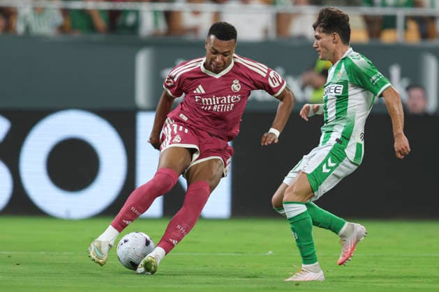 ESP: Real Betis - Real Madrid. La Liga EA Sports. Matchday 4. Kylian Mbappe of Real Madrid and Fran Garcia of Real Betis during the La Liga EA Sports match between Real Betis and Real Madrid played at La Cartuja Stadium on Sep 4, 2026 in Sevilla, Spain. kpng Copyright: xAntonioxPozox xPRESSINPHOTOx AP_2627_BET_RMA_037