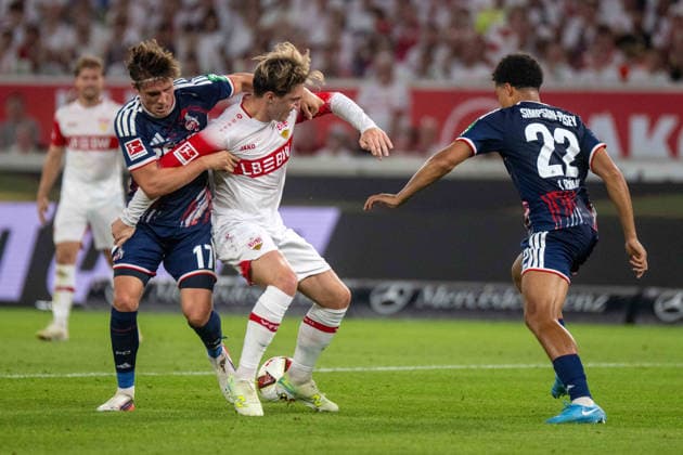 Alessio Castro-Montes (1.FC Köln), Angelo Stiller (VfB Stuttgart) und Lorenz Amegon Assignon (VfB Stuttgart). xettx, Deutschland, Stuttgart, 04.09.2026, Fussball, Bundesliga: VfB Stuttgart vs 1. FC Koeln, Saison 2026 2027, 2. Spieltag, MHP Arena DFL DFB REGULATIONS PROHIBIT ANY USE OF PHOTOGRAPHS AS IMAGE SEQUENCES AND OR QUASI-VIDEO. *** Alessio Castro Montes (1. FC Köln), Angelo Stiller (VfB Stuttgart), and Lorenz Amegon Assignon (VfB Stuttgart), xettx, Germany, Stuttgart, September 4, 2026, Soccer, Bundesliga: VfB Stuttgart vs. 1. FC Köln, 2026–2027 season, Matchday 2, MHP Arena. DFL and DFB regulations prohibit any use of photographs as image sequences and or quasi-video.