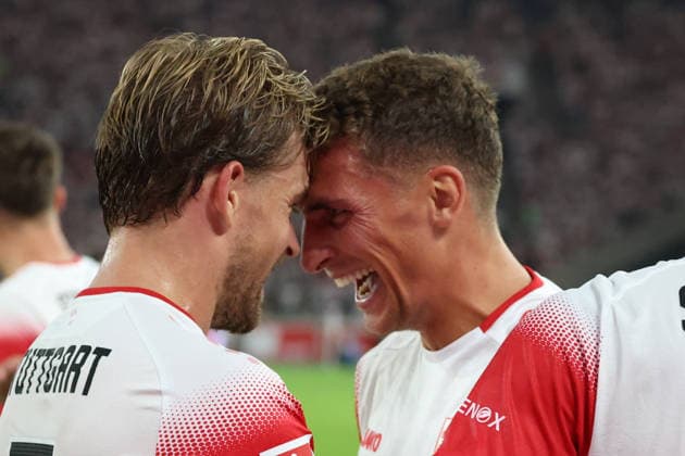 04.09.2026, xrekx, Fussball 1.Bundesliga, VfB Stuttgart - 1.FC Köln v.l. Torjubel nach dem Tor zum celebrating the goal celebrate durch Grischa Prömel (VfB Stuttgart) mit Maximilian Mittelstädt (VfB Stuttgart) (DFL DFB REGULATIONS PROHIBIT ANY USE OF PHOTOGRAPHS as IMAGE SEQUENCES and or QUASI-VIDEO) Stuttgart *** September 4, 2026, xrekx, Soccer, Bundesliga 1, VfB Stuttgart vs. FC Köln: Goal celebration after Grischa Prömel’s goal for VfB Stuttgart, featuring Maximilian Mittelstädt. VfB Stuttgart. DFL. DFB. REGULATIONS PROHIBIT ANY USE OF PHOTOGRAPHS AS IMAGE SEQUENCES AND OR QUASI-VIDEOEO Stuttgart