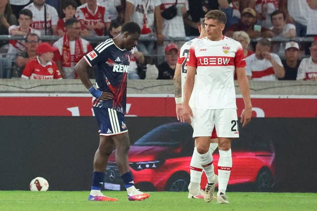 04.09.2026, xrekx, Fussball 1.Bundesliga, VfB Stuttgart - 1.FC Köln v.l. Ragnar Ache (1.FC Koeln) enttaeuscht, enttäuscht, schaut enttaeuscht, niedergeschlagen, disappointed Grischa Prömel (VfB Stuttgart) (DFL DFB REGULATIONS PROHIBIT ANY USE OF PHOTOGRAPHS as IMAGE SEQUENCES and or QUASI-VIDEO) Stuttgart *** September 4, 2026, xrekx, Soccer 1. Bundesliga, VfB Stuttgart vs. 1. FC Köln, Referee: Ragnar Ache; 1. FC Köln disappointed, disappointed, looks disappointed, dejected, disappointed Grischa Prömel VfB Stuttgart DFL DFB REGULATIONS PROHIBIT ANY USE OF PHOTOGRAPHS as IMAGE SEQUENCES and or QUASI-VIDEO Stuttgart