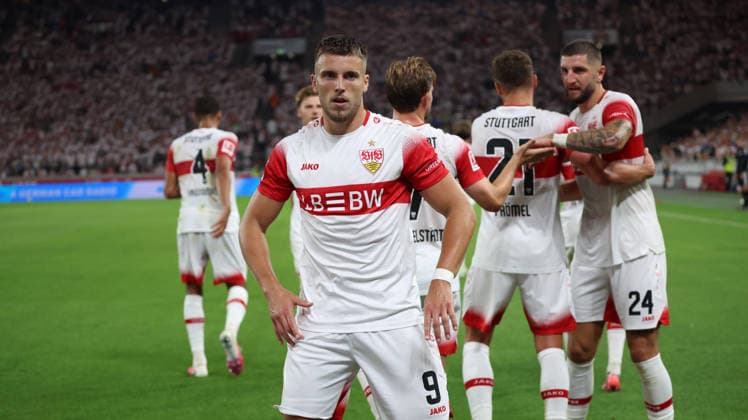 04.09.2026, xrekx, Fussball 1.Bundesliga, VfB Stuttgart - 1.FC Köln v.l. Torjubel nach dem Tor zum celebrating the goal celebrate 3:0 durch Ermedin Demirovic (VfB Stuttgart) (DFL DFB REGULATIONS PROHIBIT ANY USE OF PHOTOGRAPHS as IMAGE SEQUENCES and or QUASI-VIDEO) Stuttgart *** September 4, 2026, xrekx, Soccer 1st Bundesliga, VfB Stuttgart 1 FC Köln v l Goal celebration after Ermedin Demirovic’s goal to make it 3–0 for VfB Stuttgart DFL DFB REGULATIONS PROHIBIT ANY USE OF PHOTOGRAPHS AS IMAGE SEQUENCES AND OR QUASI-VIDEO Stuttgart